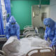 တရုတ်နိုင်ငံ မြို့တော် ပေကျင်းရှိ ရှောင်ထန်းဆန်းဆေးရုံတွင် COVID-19 လူနာများအားလုံး ပျောက်ကင်းသွားပြီဖြစ်၍ လူနာဆောင်အား ရှင်းလင်းနေသည်ကို ဧပြီ ၂၈ ရက်က တွေ့ရစဉ် (ဆင်ဟွာ)