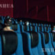 တရုတ်နိုင်ငံ ပေကျင်းမြို့ရှိ Capital Cinema (Xidan ရုံခွဲ) တွင် ရုပ်ရှင်ကြည့်ရှုသူများကို တွေ့ရစဉ် (ဆင်ဟွာ)