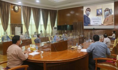 Video Conferencing စနစ်ဖြင့် ပြုလုပ်သော အခမ်းအနားတွင် လူမှုဝန်ထမ်း၊ ကယ်ဆယ်ရေးနှင့်ပြန်လည်နေရာချထားရေးဝန်ကြီးဌာန ပြည်ထောင်စုဝန်ကြီး နှင့် ချင်းပြည်နယ်အစိုးရအဖွဲ့ဝန်ကြီးချုပ်တို့အားတွေ့ရစဉ် (ဓာတ်ပုံ - Ministry of Social Welfare, Relief and Resettlement Myanmar)
