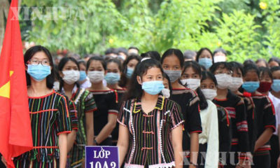 ဗီယက်နမ်နိုင်ငံတွင် COVID-19 ရောဂါဖြစ်ပွားနေစဉ်အတွင်း စက်တင်ဘာ ၅ ရက်က စာသင်ကျောင်းများ ပြန်လည်ဖွင့်လှစ်ထားသည့်မြင်ကွင်းများအားတွေ့ရစဉ်(ဆင်ဟွာ)