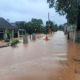 ဗီယက်နမ်နိုင်ငံ အလယ်ပိုင်း Quang Tri ပြည်နယ်တွင် ရေကြီးရေလျှံမှုဖြစ်ပွားနေသည်ကို တွေ့ရစဉ် (ဓာတ်ပုံ- VNA via Xinhua)