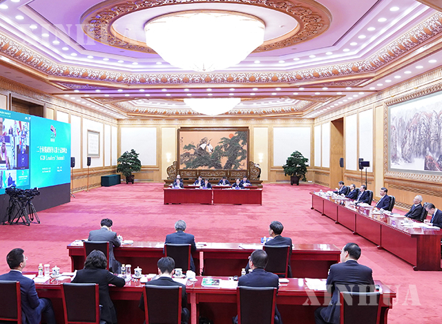 G20 အဖွဲ့ဝင် ခေါင်းဆောင်များ၏ (၁၅)ကြိမ်မြောက် ထိပ်သီးအစည်းအဝေးပွဲ မြင်ကွင်းအား နိုဝင်ဘာ ၂၁ ရက်က တွေ့ရစဉ် (Xinhua/Wang Ye)