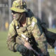 သြတြေးလျ အစိုးရ တပ်ဖွဲ့ဝင် တစ်ဦး စစ်ရေးလေ့ကျင့်မှု ပြုလုပ်နေသည်ကို မြင်တွေ့ရစဉ်(ဆင်ဟွာ)