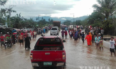 ဖိလစ်ပိုင်နိုင်ငံ Compostela Valley ပြည်နယ်တွင် ၂၀၁၇ ခုနှစ် ဒီဇင်ဘာ ၂၂ ရက်က ဖြစ်ပွားခဲ့သော ရေကြီးရေလျှံမှု နှင့် မြေပြိုမှုတစ်ခုအား တွေ့ရစဉ်(ဆင်ဟွာ)