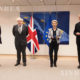 ဗြိတိန်၏ Brexitရေးရာ ညှိနှိုင်းဆွေးနွေးမှု တာဝန်ခံ ကိုယ်စားလှယ် David Frost ၊ ဗြိတိန်ဝန်ကြီးချုပ် ဘောရစ်ဂျွန်ဆင် ၊ ဥရောပကော်မရှင် ဥက္ကဋ္ဌ Ursula von der Leyen၊ ဥရောပသမဂ္ဂ၏ Brexitရေးရာ ညှိနှိုင်းဆွေးနွေးမှု တာဝန်ခံကိုယ်စားလှယ် Michel Barnier တို့အား ဒီဇင်ဘာ ၉ ရက်က ဘယ်လ်ဂျီယံနိုင်ငံ ဘရပ်ဆဲလ်တွင် တွေ့ရစဉ်(ဆင်ဟွာ)