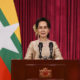နိုင်ငံတော်၏ အတိုင်ပင်ခံပုဂ္ဂိုလ် ဒေါ်အောင်ဆန်းစုကြည် မိန့်ခွန်း ပြောကြားနေမှုအား တွေ့ရစဉ်(ဓာတ်ပုံ - Myanmar State Counsellor Office )