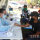 COVID-19 ကပ်ရောဂါ ဖြစ်ပွားနေစဉ်အတွင်း ဘရာဇီးနိုင်ငံဆေးဘက်ဆိုင်ရာဝန်ထမ်းတစ်ဦး က ဆေးဘက်ဆိုင်ရာဝန်ဆောင်မှု ပြုလုပ်ပေးနေစဉ်(ဆင်ဟွာ)