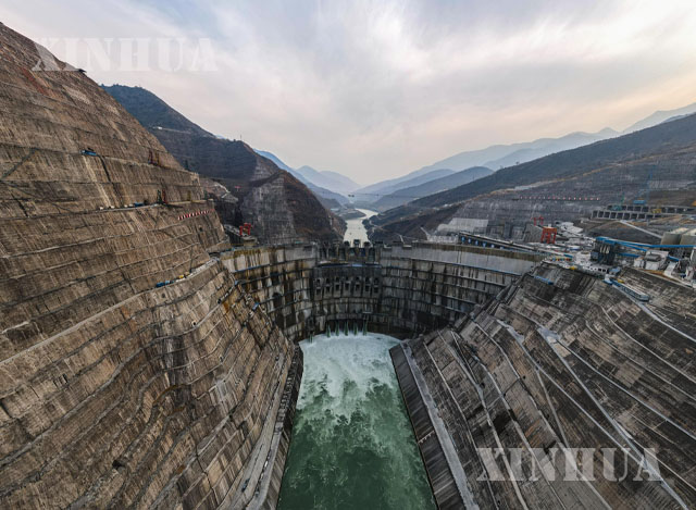 တရုတ်နိုင်ငံရှိ ပိုင်ဟဲ့ထန်းရေအားလျှပ်စစ်စက်ရုံ၏ မြင်ကွင်းများအား ဖေဖော်ဝါရီ ၉ ရက်က တွေ့ရစဉ်(ဆင်ဟွာ)