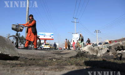 အာဖဂန်နစ္စတန်နိုင်ငံ မြို့တော် ကဘူးလ်ရှိ ဗုံးပေါက်ကွဲမှု အချင်းဖြစ်နေရာအား ဧပြီ ၂၁ ရက်က တွေ့ရစဉ် (ဆင်ဟွာ)